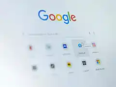 Google lanzó una función para elegir qué medios ver primero en el buscador: cómo sumar a El Eco