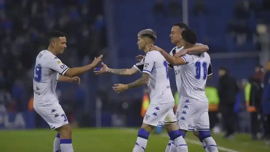 Vélez le dio un golpe a Central antes de la llegada de Tevez