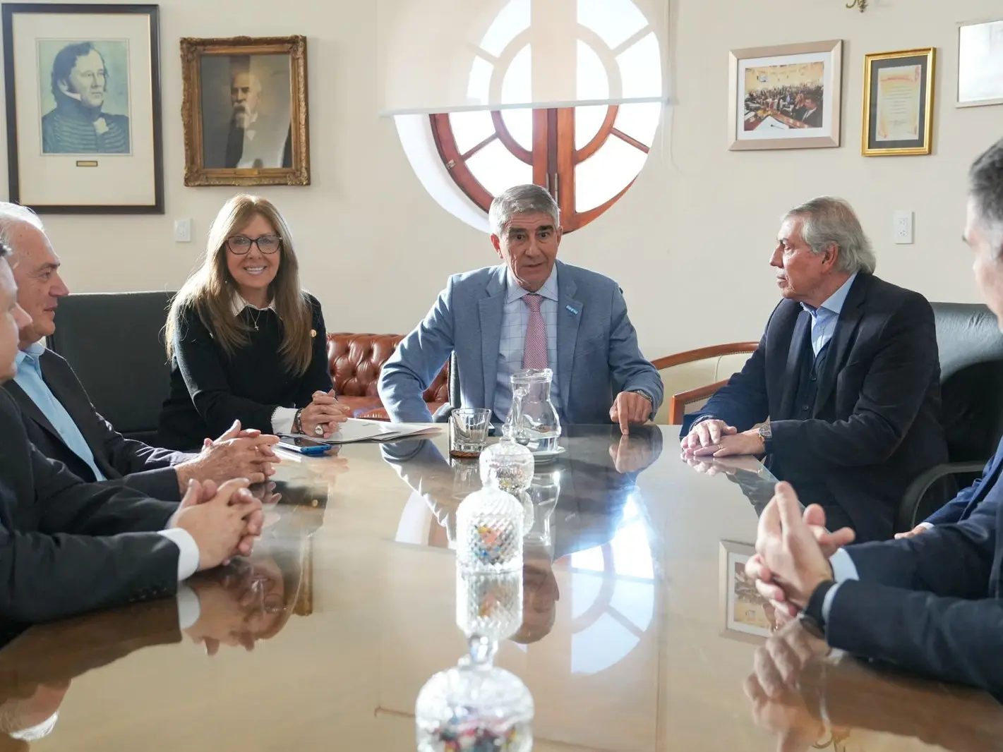 Santa Fe, Entre Ríos y Córdoba firmaron un acuerdo para reconocer documentos oficiales sin trámites adicionales