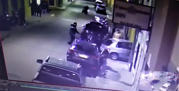 Solana confirmó que antes de meterse con el auto a Lux el joven recibió una brutal golpiza por parte de los patovicas