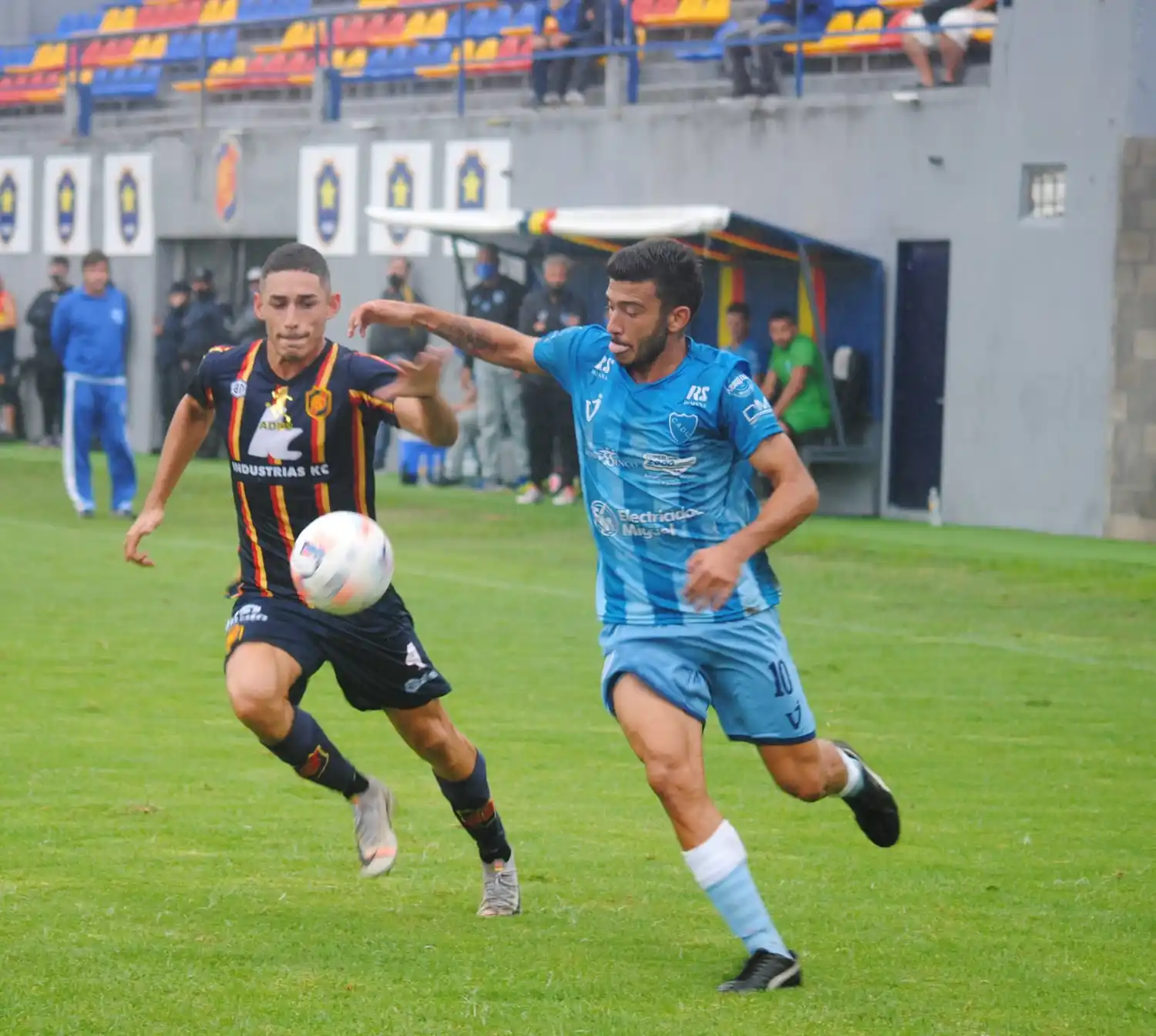 B Metropolitana: con Macelli de titular, Defensores Unidos recuperó la cima por la caída de Flandria con los hermanos Nouet