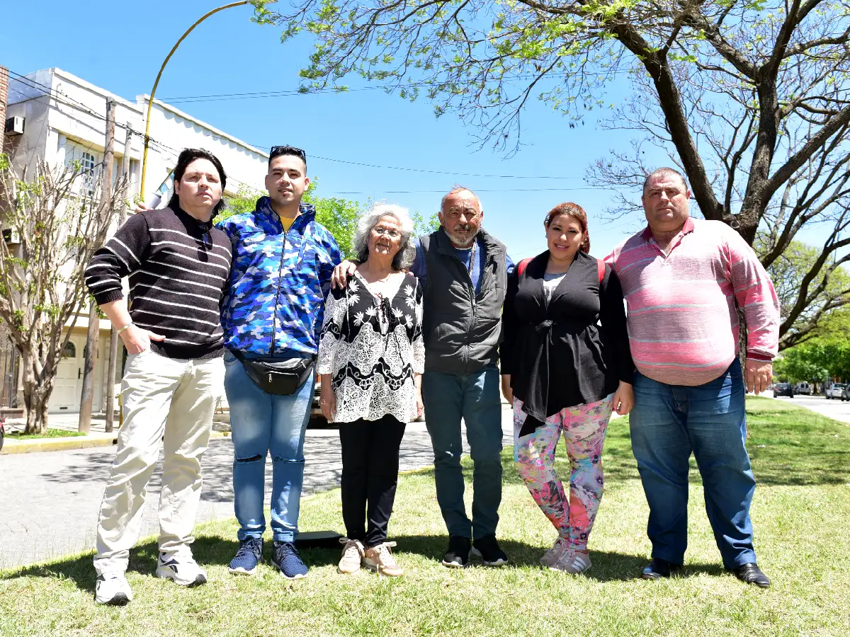 Con un homenaje a Cacho Castaña, en el  Superdomo será otro “Domingo diferente”