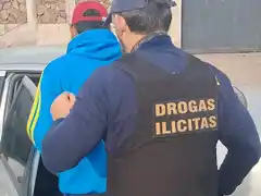 Detuvieron a un hombre por venta de drogas en Las Tunitas