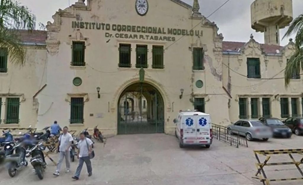 Coronda: agente penitenciario cayó desde un tanque de agua