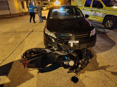 Venado: un niño con lesiones tras choque entre auto y moto
