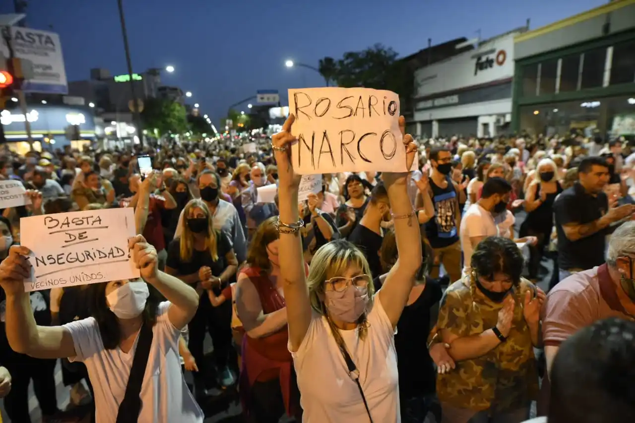 Vecinos de Rosario marcharon para pedir justicia por Joaquín: «Matan todos los días a alguien, no se puede seguir así»