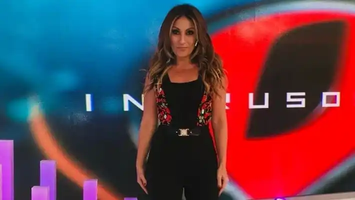 Marcela Tauro se fue llorando del piso de "Intrusos"