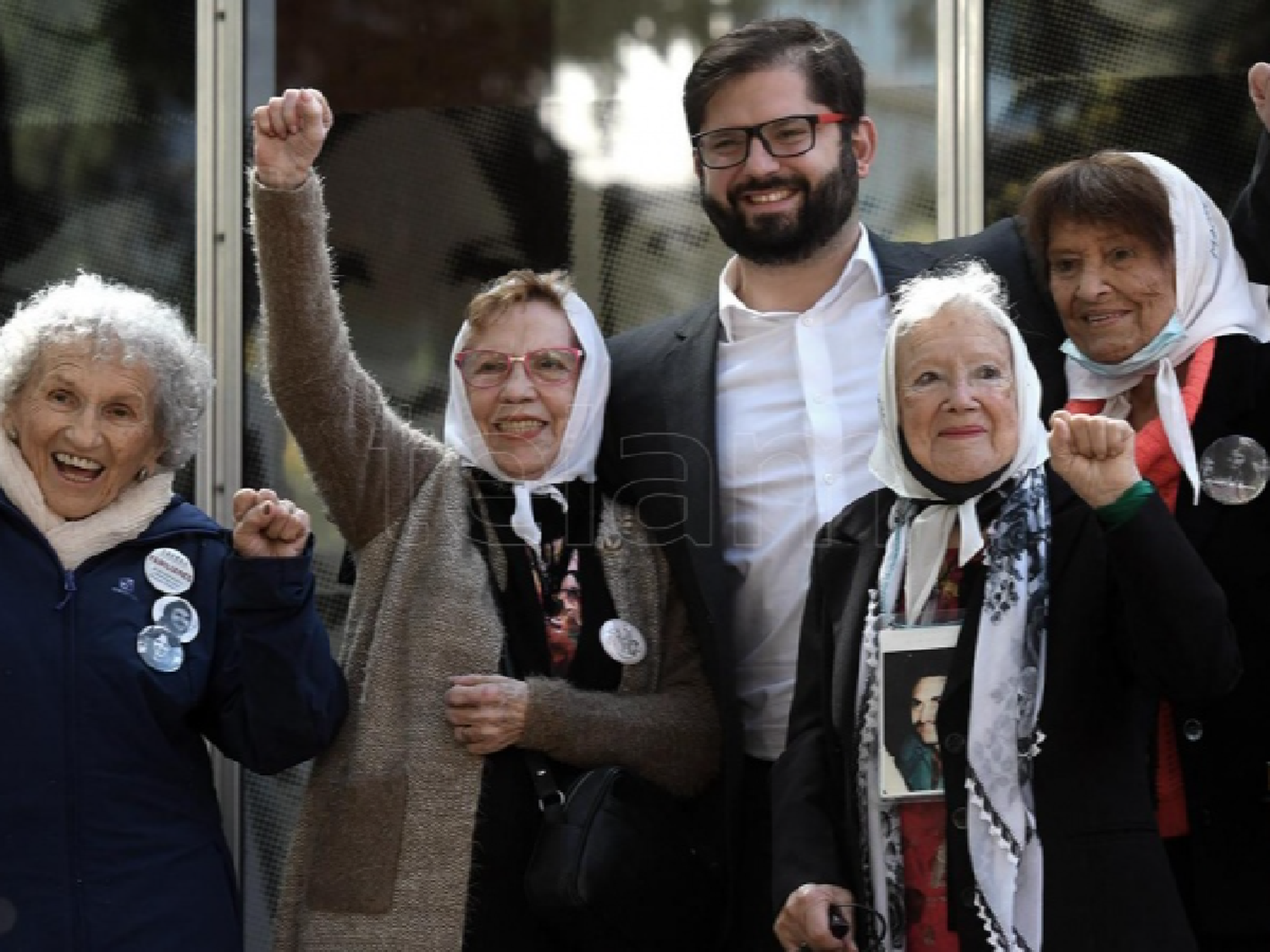 Fernández y Boric recorrieron el museo de la ESMA junto a autoridades de organismos de DDHH