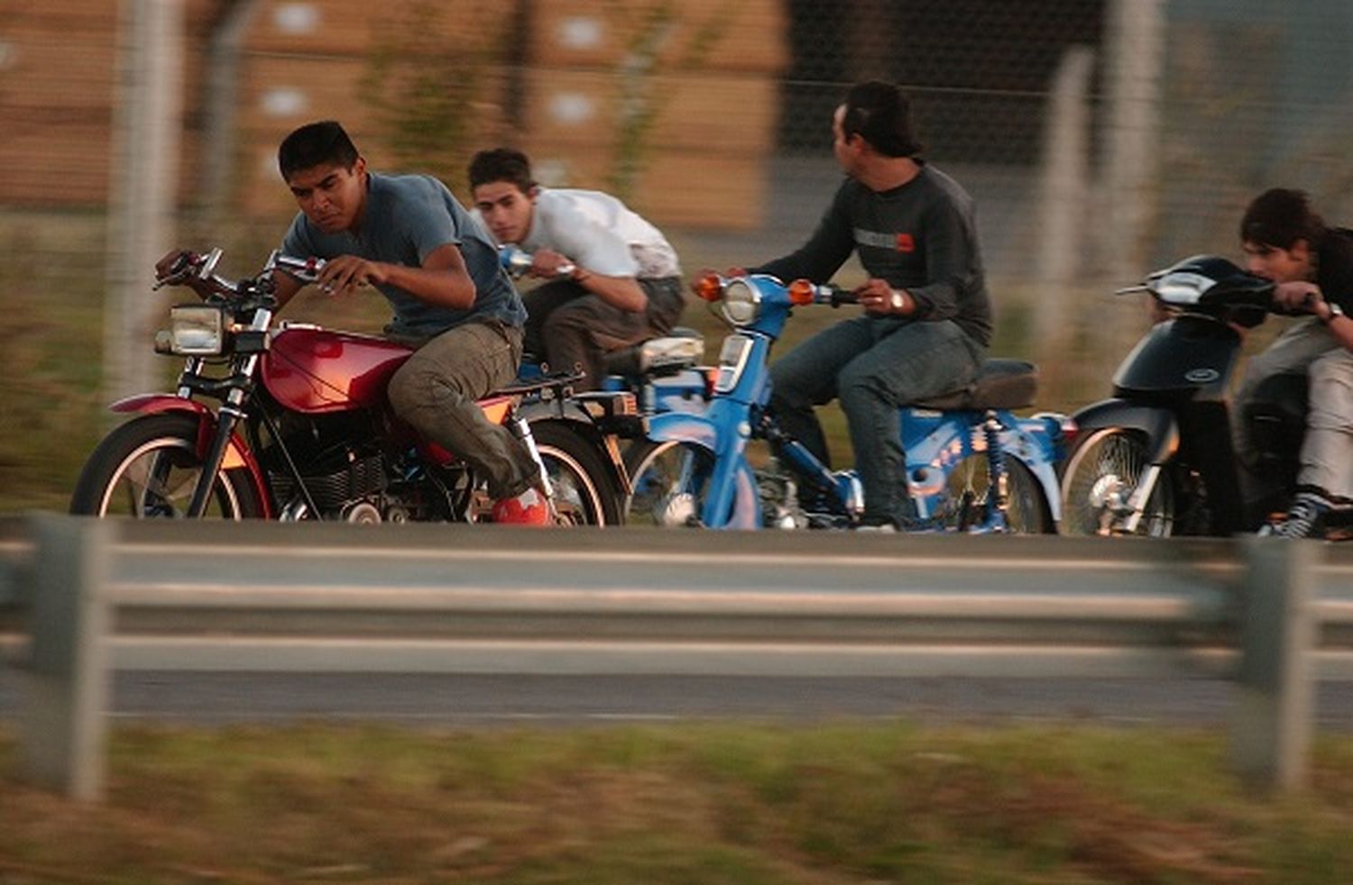 Proyectan "picódromo”: para frenar las motos hace falta “un ejército”