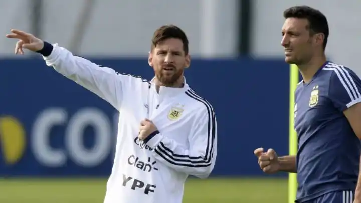 Sin Messi, Scaloni dio a conocer la lista de la selección para la doble fecha de eliminatorias