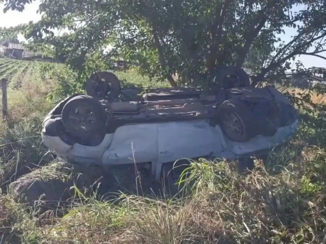 El accidente ocurrió en el cruce con la 215, cuando el matrimonio viajaba rumbo a la Costa Atlántica.