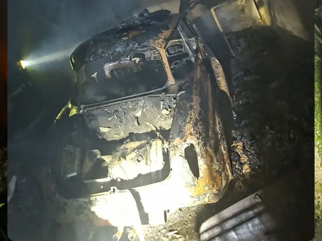 Incendio en una vivienda abandonada durante la madrugada en Necochea