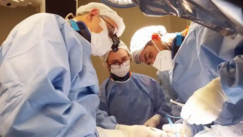 El Hospital Interdistrital Evita realizó el 
primer implante de un cardio desfibrilador