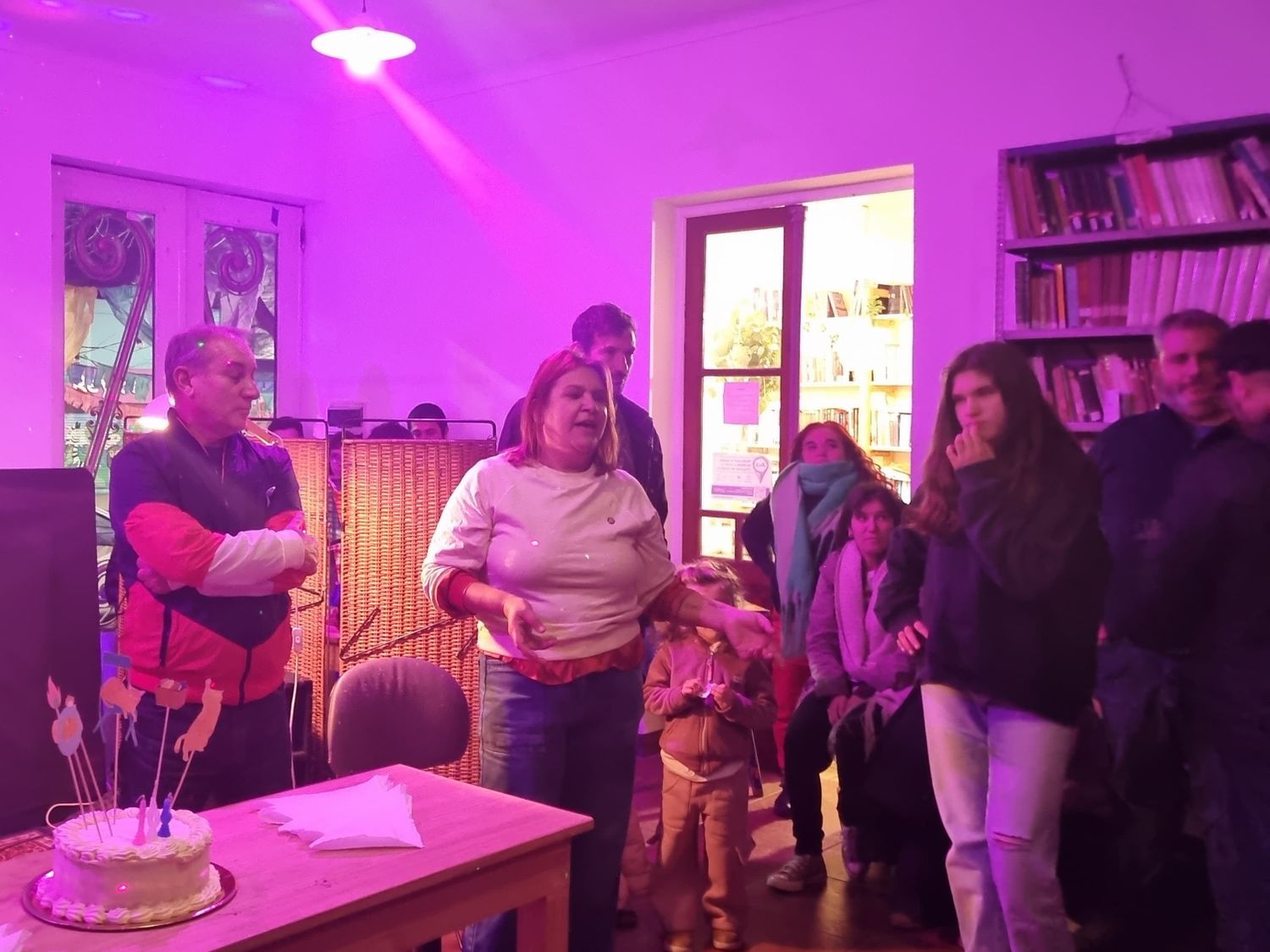 La Biblioteca Salceda brindó por el 106 aniversario y por la primera década del "renacimiento"