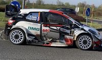 Apretado triunfo de Ogier