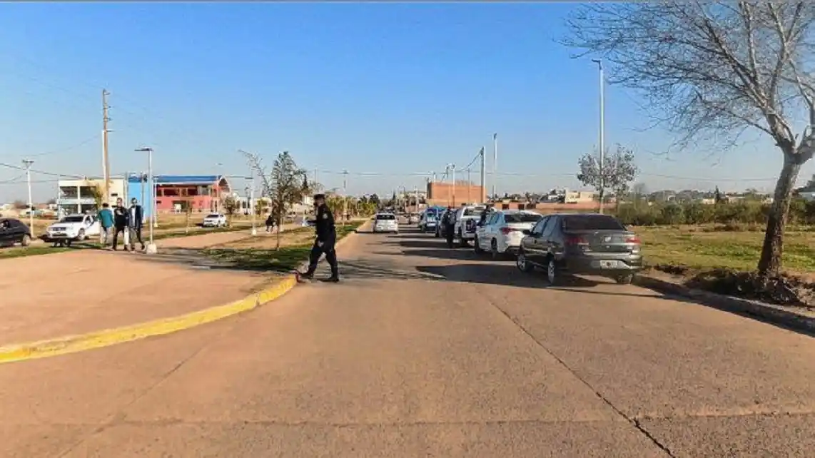 Un motociclista atropelló a una nena de 7 años y huyó: lo buscan por las cámaras