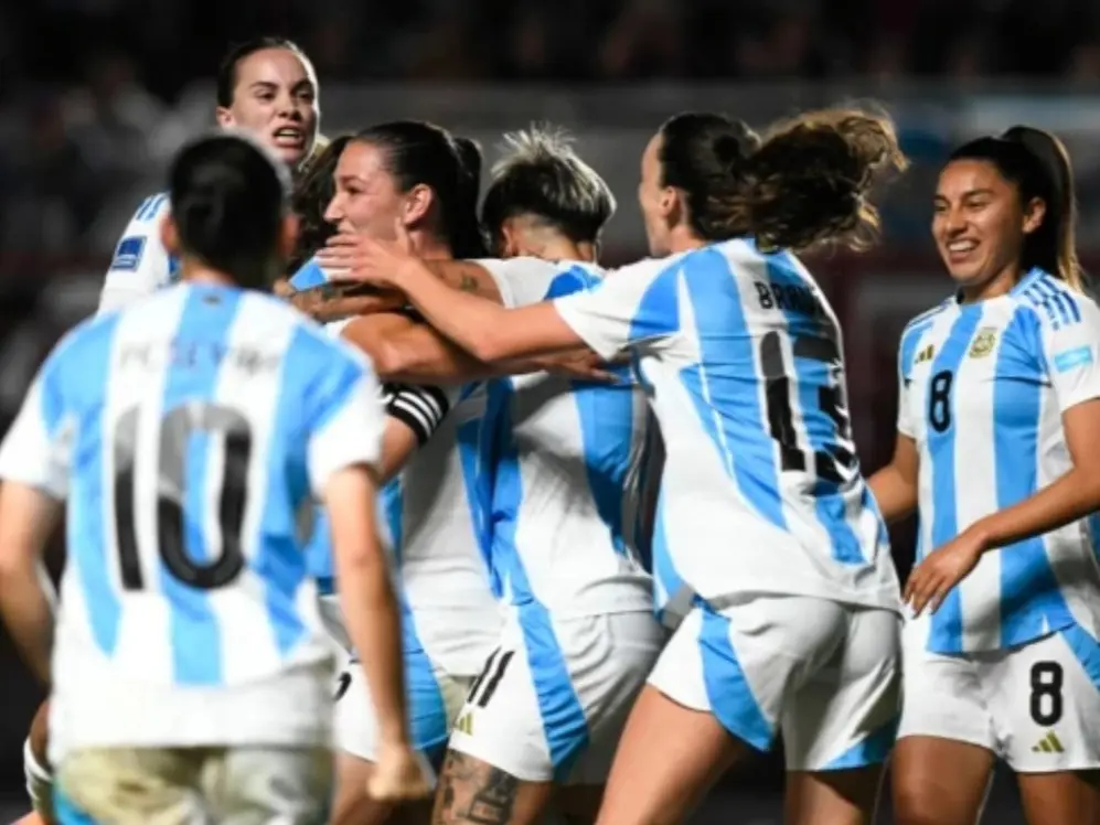 La Albiceleste derrotó 3 a 1 a Paraguay en  Foto:@Argentina