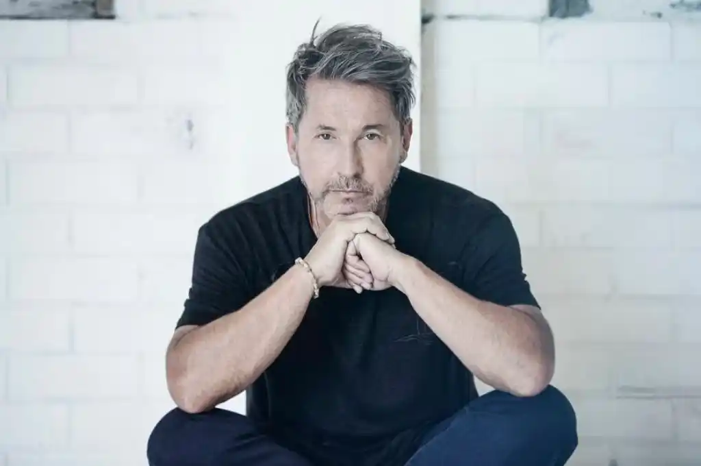 Afirmó que quiere dedicar más tiempo a la escritura, la grabación, y a sus nietos