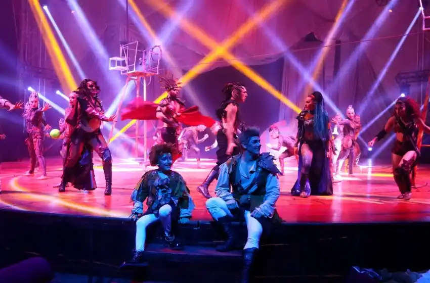 El Circo Servian festeja su primer mes de funciones en Mar del Plata con su nuevo estreno teatral