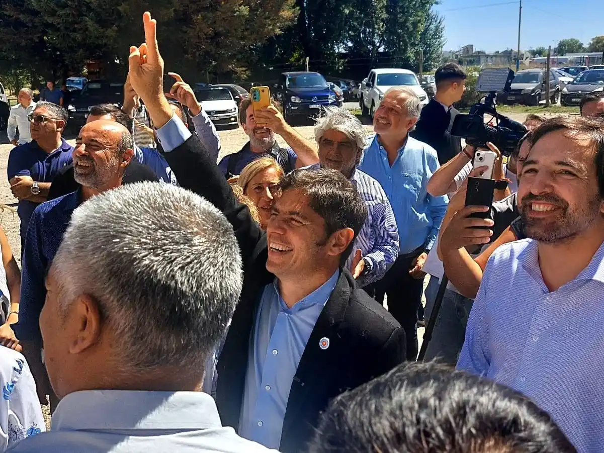 Durante la visita al hospital —que atiende a una región de aproximadamente un millón y medio de personas— se destacó la puesta en funcionamiento de un angiógrafo.