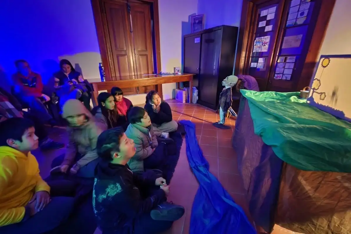Del kamishibai al teatro de sombras: las nuevas formas del Museo Fray Mocho para contar las leyendas de Gualeguaychú