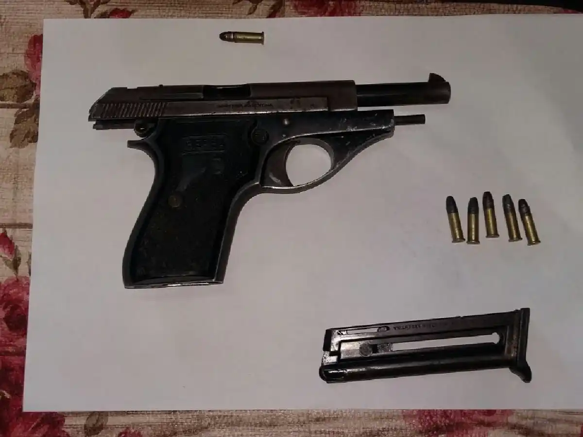 Secuestran amas en cinco allanamientos en Frontera 