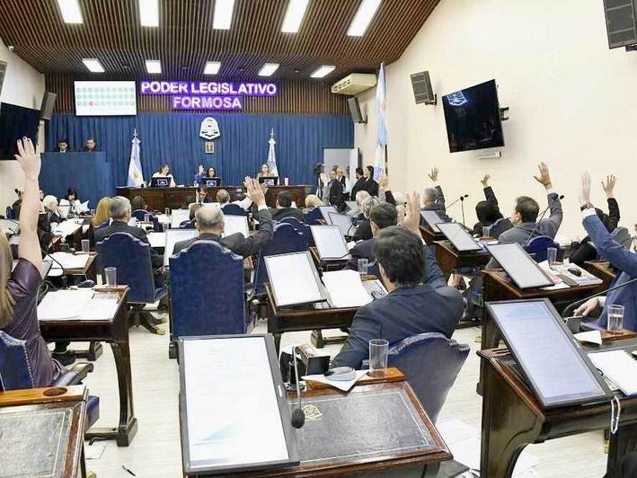 Derechos laborales y régimen financiero: las 
principales modificaciones a la Constitución