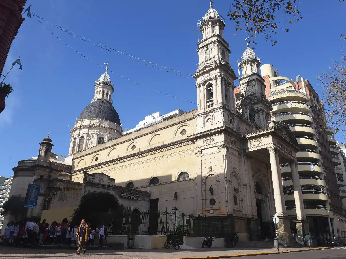 Messi no fue autorizado a casarse por iglesia en un casino y tampoco lo hará en la catedral de Rosario