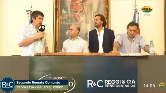 Gran remate aniversario de Grupo El Rodeo en el Club Social