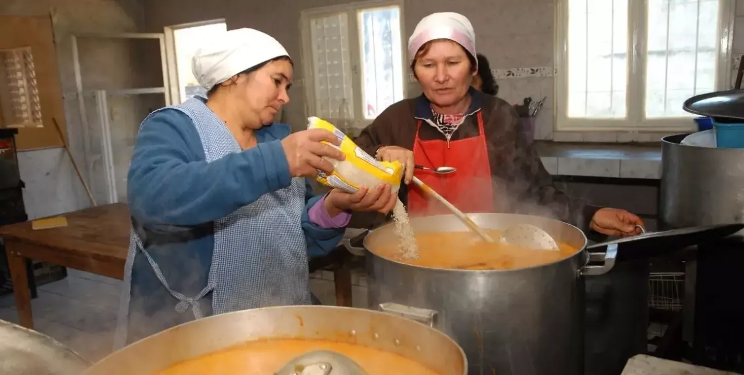 Se reforzará la asistencia a comedores y merenderos en todo el país