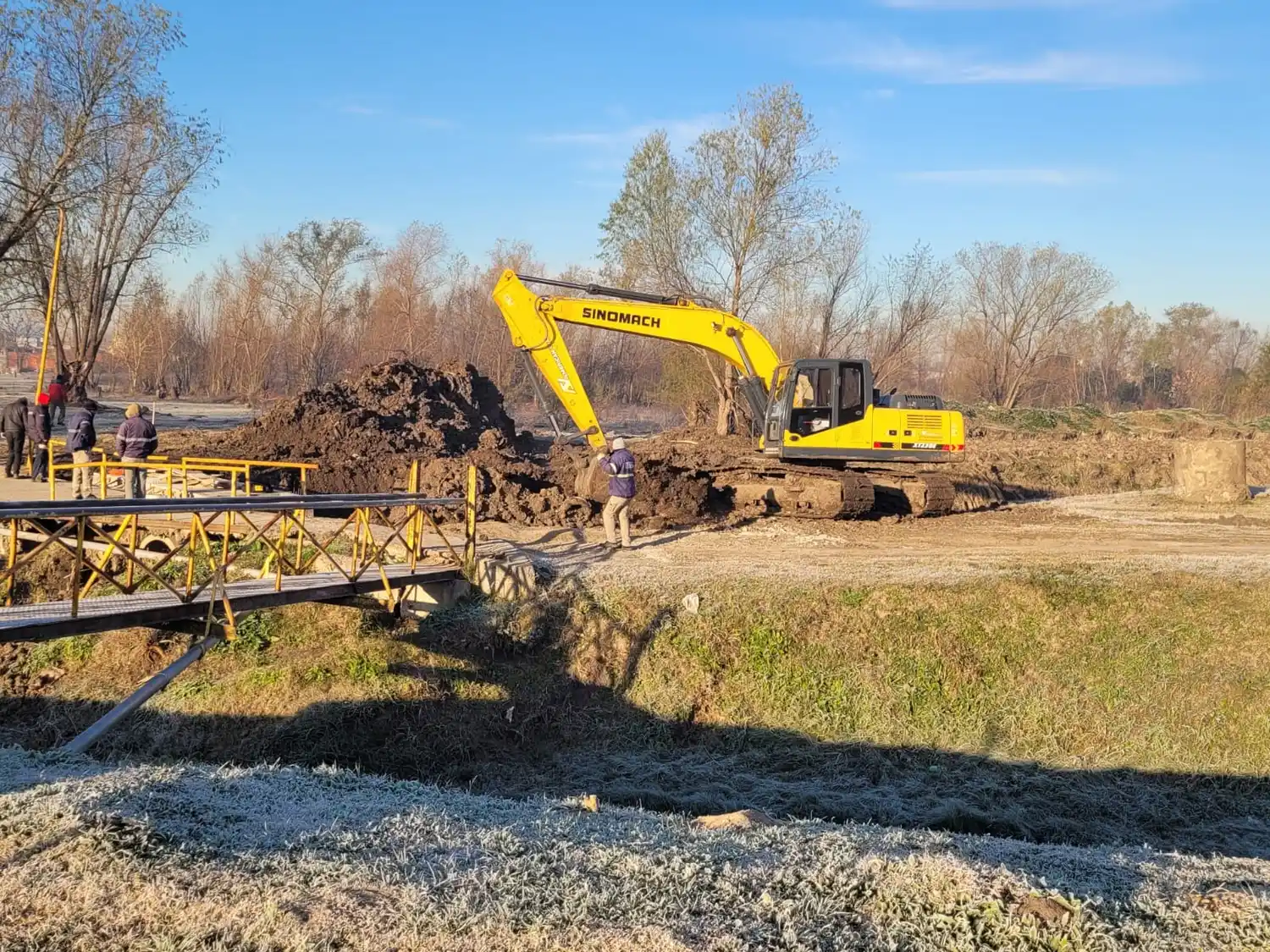 Avanzan los trabajos en el nuevo puente peatonal para los barrios Don Pablo y Molinari
