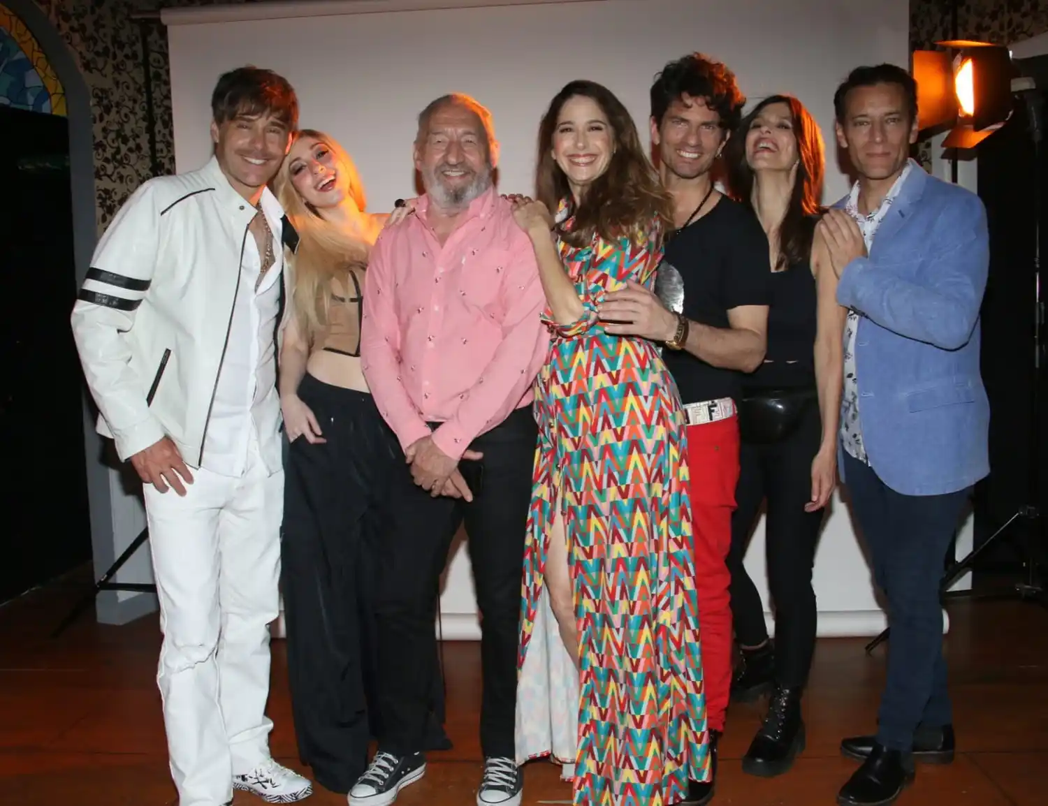 La comedia "Las Chicas solo buscan divertirse" se suma a la cartelera marplatense con un elenco de primer nivel