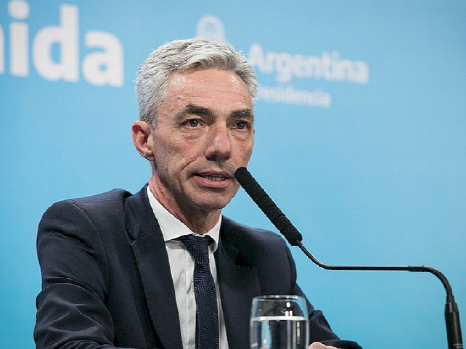 Confirman que los vuelos regulares retornarán a mediados de octubre en Argentina