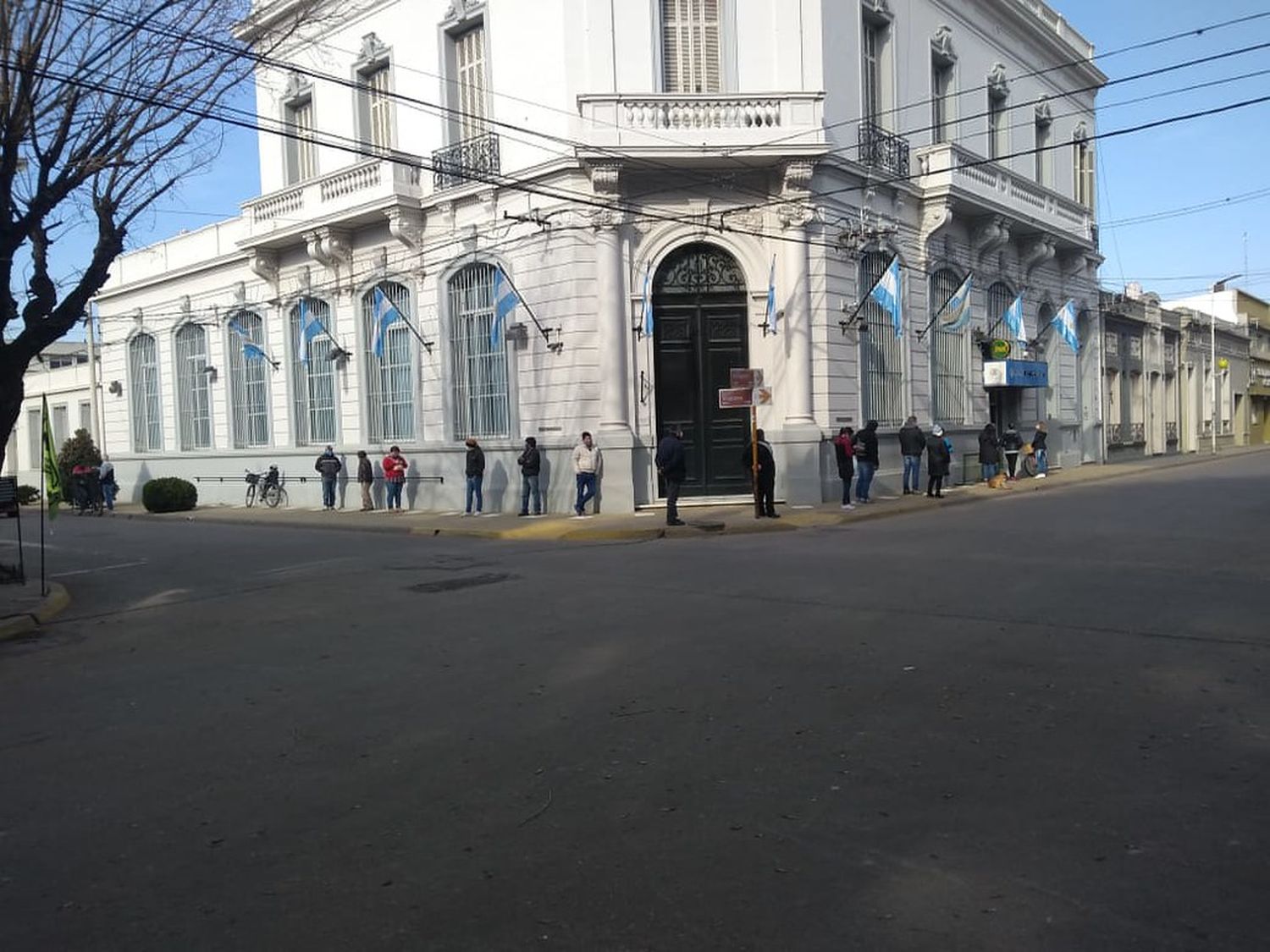 Comienza el pago del segundo bono extraordinario para trabajadores rurales de UATRE