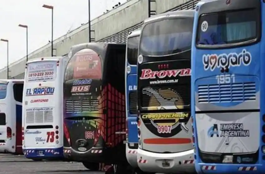Comenzaron a autorizarse los pasajes “low cost” para viajes en colectivos