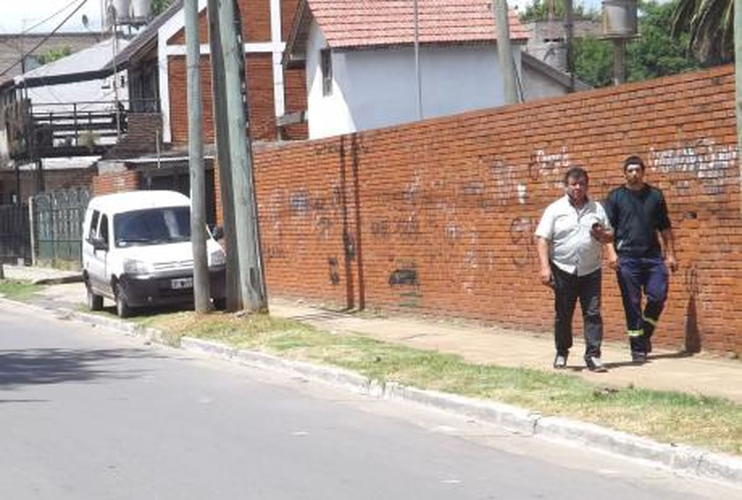 Florencio Varela: Funcionario de Pereyra estacionó en infracción y amenazó a periodista