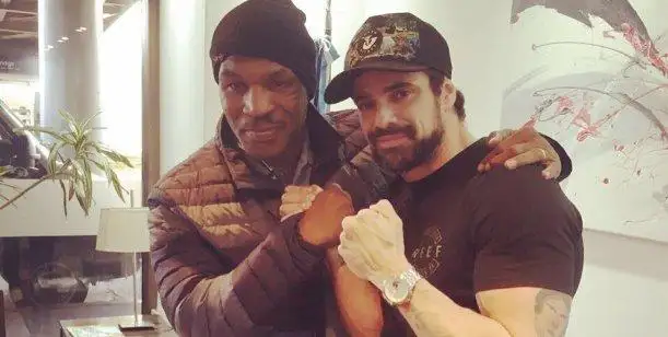 ¿Vuelve a pelear? El encuentro de Luciano Castro con Mike Tyson
