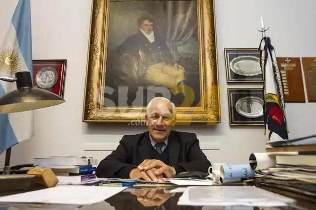 “Si Manuel Belgrano viviera privilegiaría la educación y la economía”