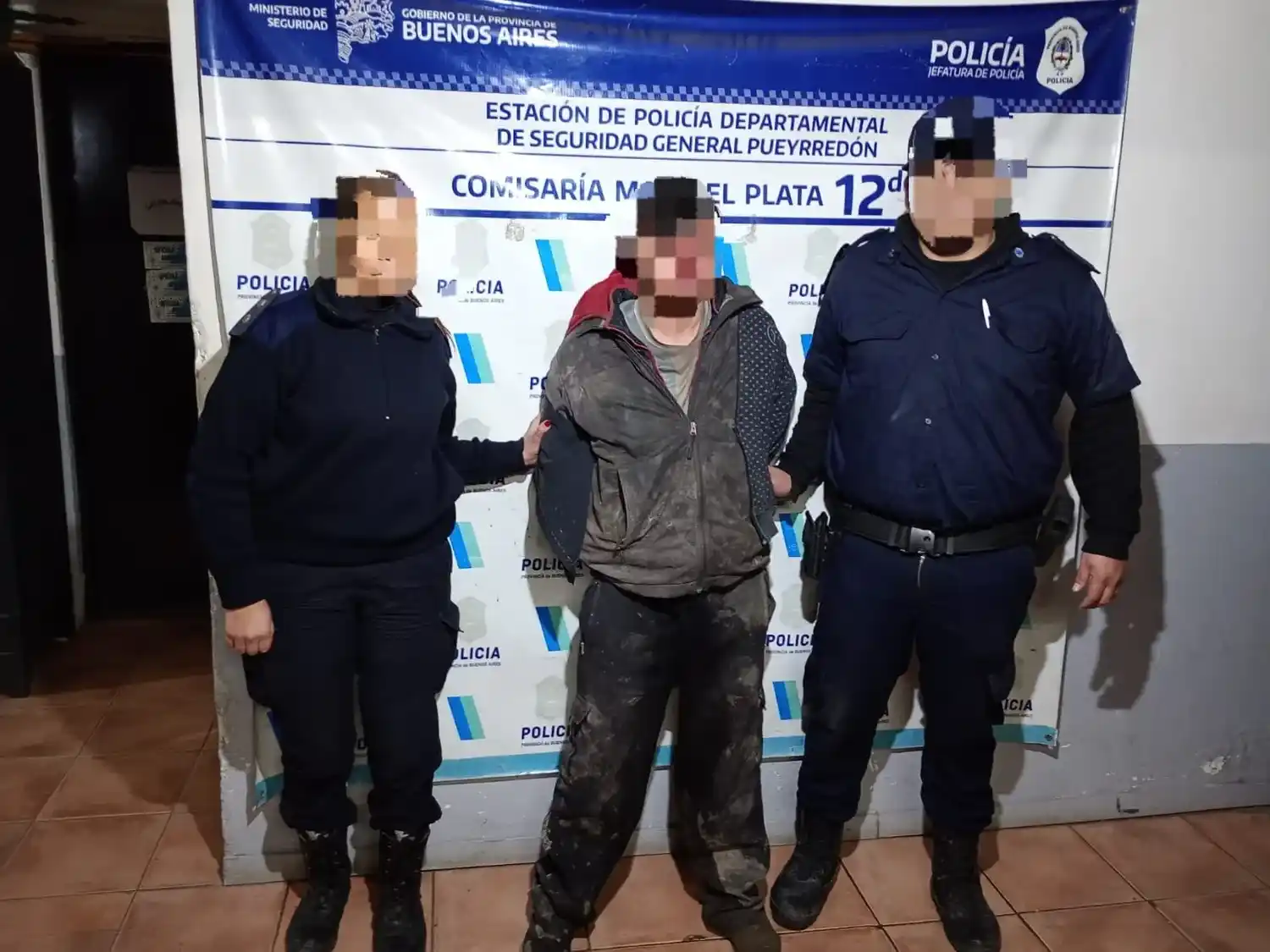 Detuvieron a un hombre armado con un cuchillo tras ingresar a una vivienda en San Cayetano