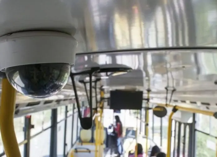 Se promulgó la ley que obliga a instalar cámaras en colectivos