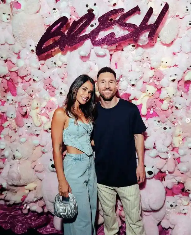 Lionel Messi y Antonela Roccuzzo deslumbraron en la Bresh junto a un increíble show de María Becerra