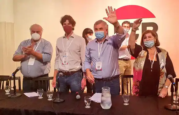 La UCR eligió a Gerardo Morales como presidente y a María Luisa Storani y Martín Lousteau como vicepresidentes