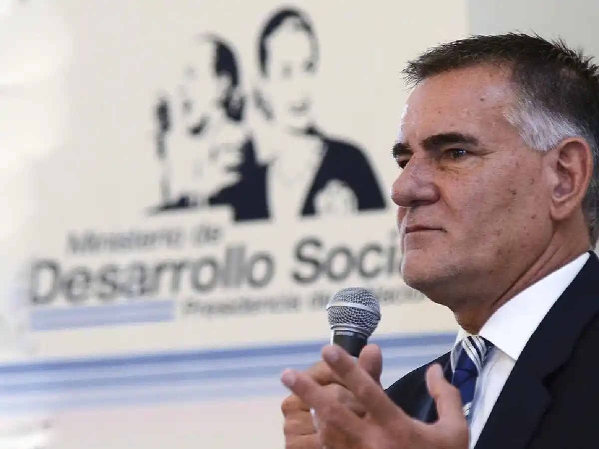 Quién es Carlos Castagneto, el sucesor de Mercedes Marcó del Pont en AFIP