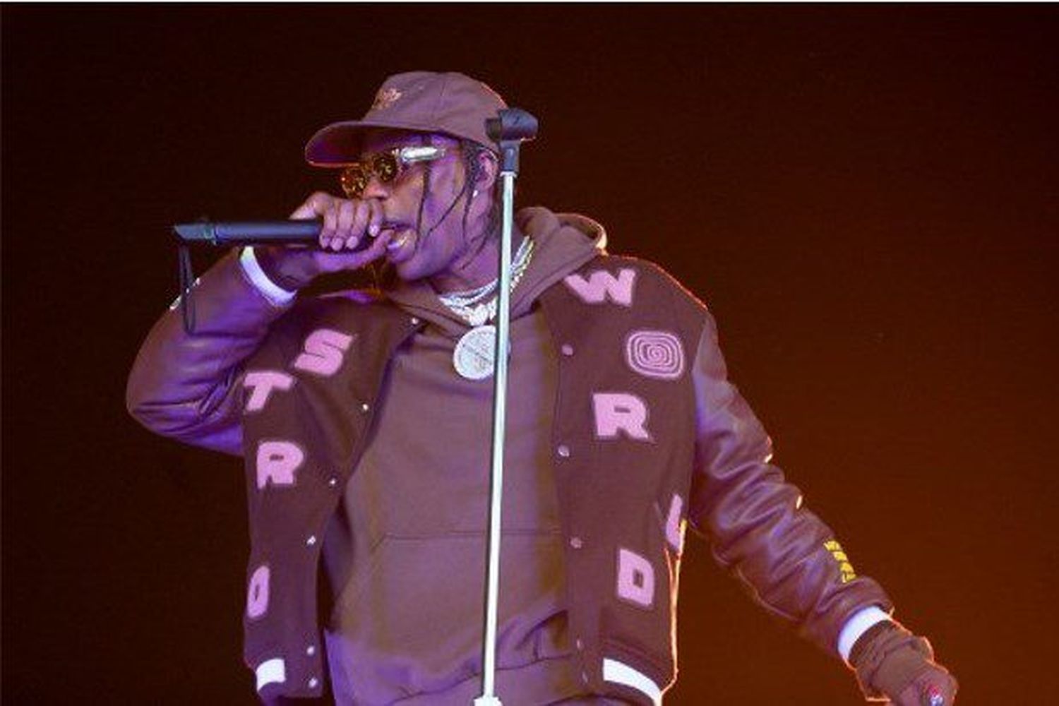 En fotos videos: así fue el caos que produjo la tragedia en festival de Travis Scott en Houston