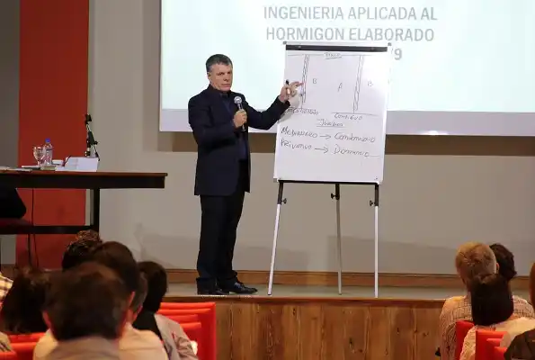 El Foro de la Industria y la Construcción donará cerca de $40 mil a la cooperadora del hospital 