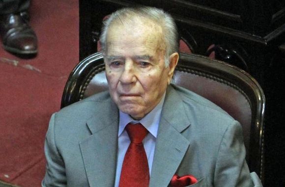 Se agravó el estado de salud de Carlos Menem, que está en coma inducido