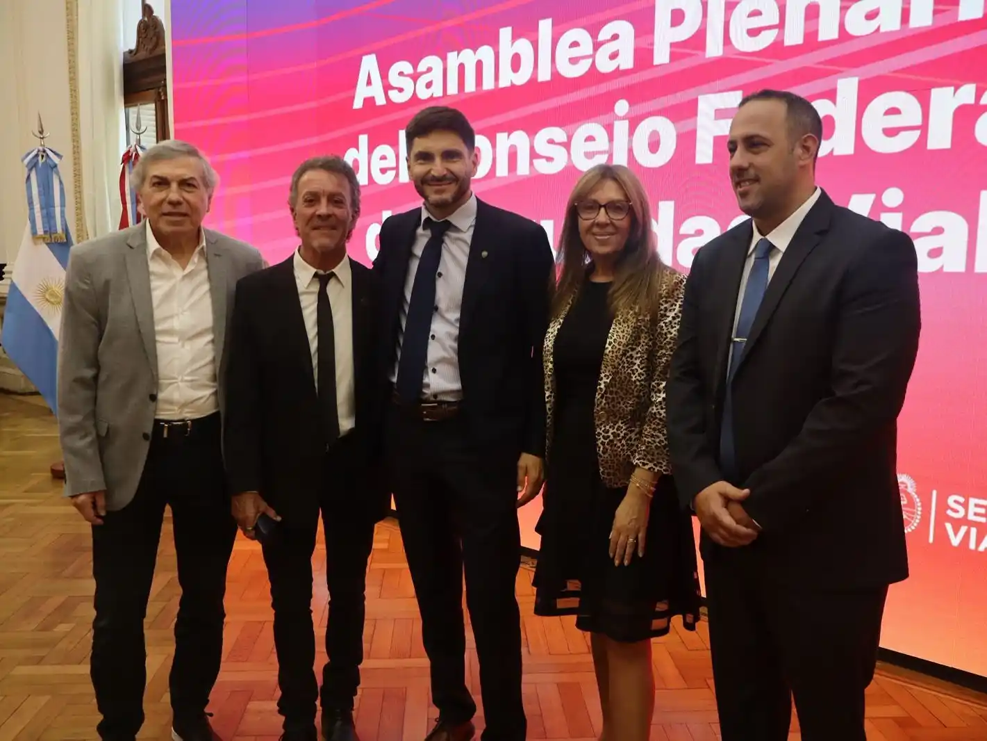 “Lo importante es ponernos de acuerdo en normas y estrategias conjuntas para que eso tenga impacto en la política pública”, afirmó el gobernador Maximiliano Pullaro.