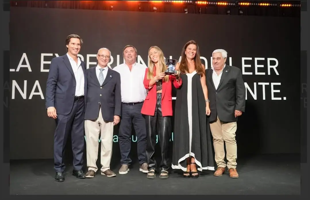 tercer premio banderin arandu 2024