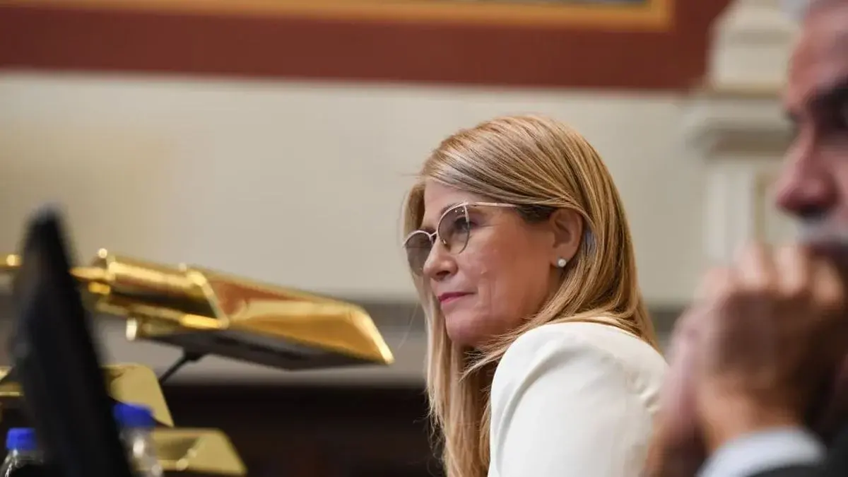Tras dos meses sin sesiones, Magario convocó al Senado bonaerense en medio de las internas peronistas