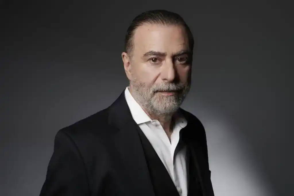 Sietecase se desprendió de los Martín Fierro